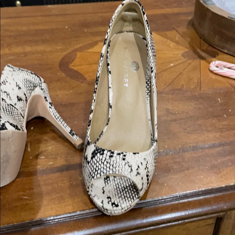Beautiful Open toe 🤩 - Picture 5 of 5